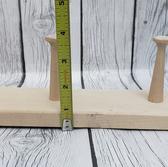 Mainstays 18 in. Wall Mounted Unfinished Wood Hook Rack, 4 Pegs - Picture 6 of 9